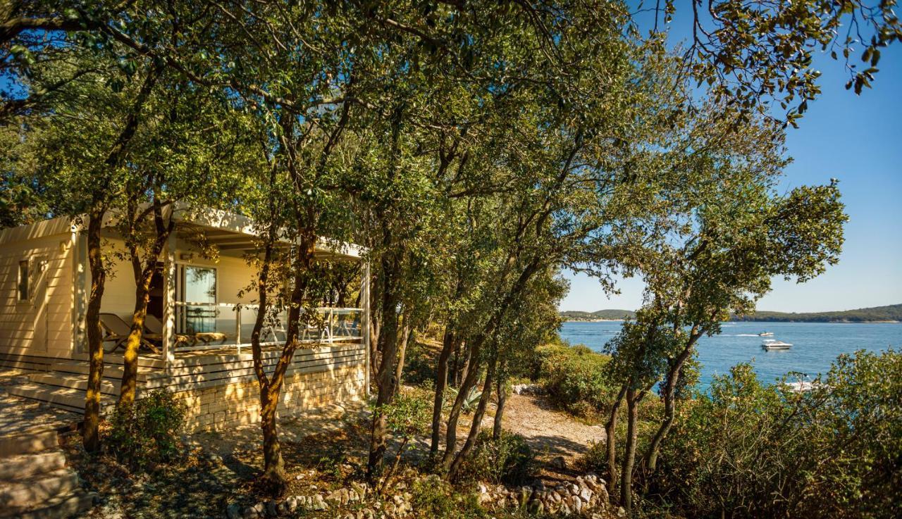 Maistra Camping Koversada Uncovered Naturist Mobile Homes Vrsar Dış mekan fotoğraf