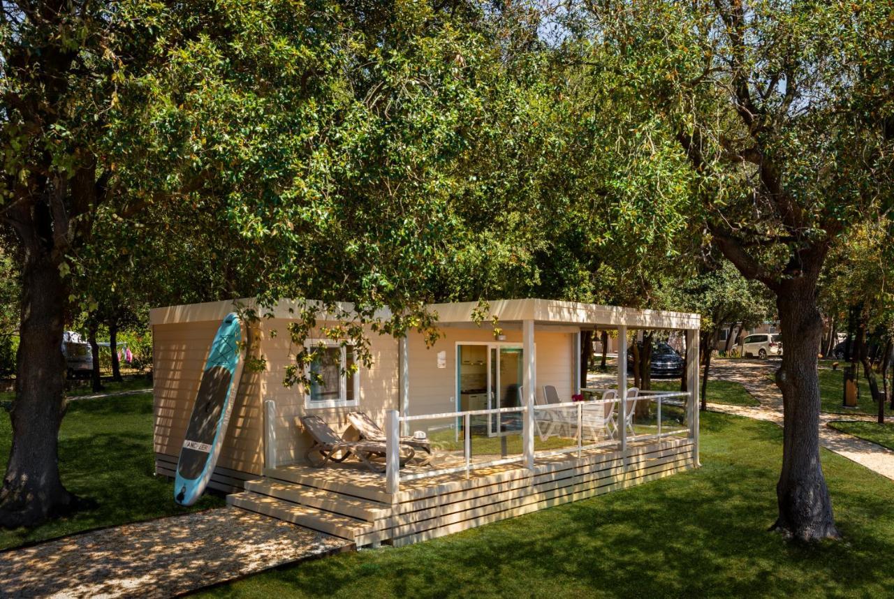 Maistra Camping Koversada Uncovered Naturist Mobile Homes Vrsar Dış mekan fotoğraf